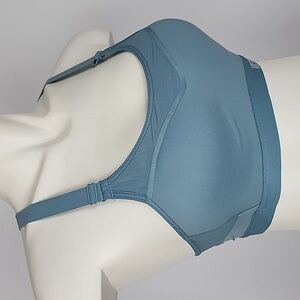 ⭐️2/ $40⭐️ Victoria SPORT Racerback Blue Grey Soft Stretch Padded Cups Sz 32C